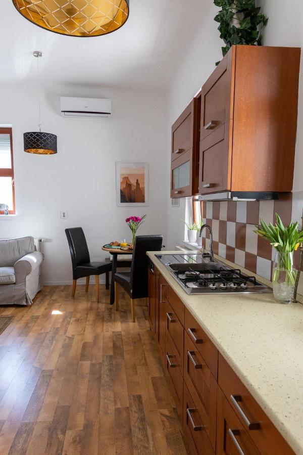 شقة باجة  في Republic Apartman المظهر الخارجي الصورة