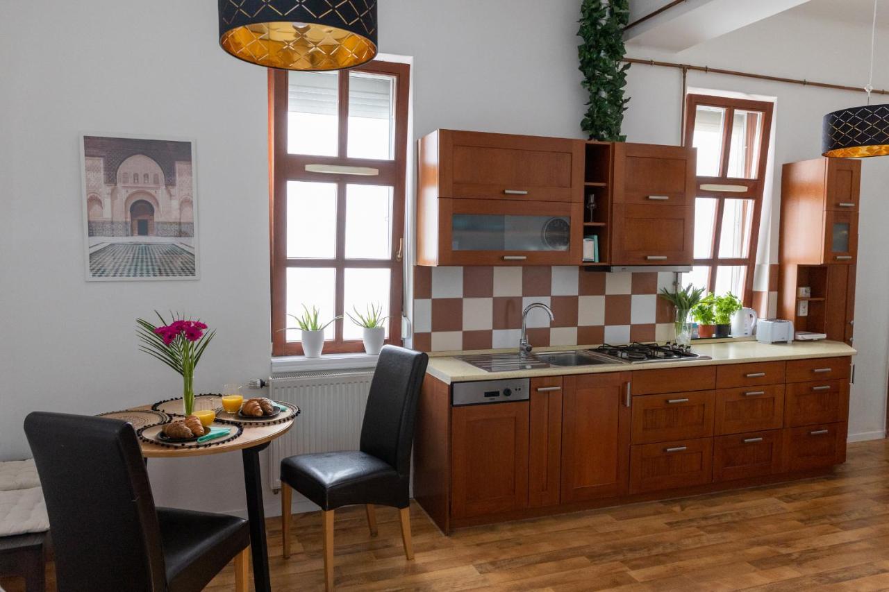 شقة باجة  في Republic Apartman المظهر الخارجي الصورة